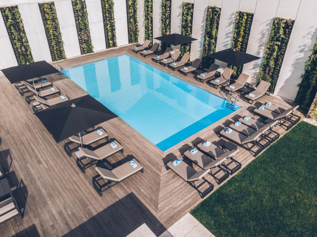 이베로스타 셀렉션 리스보아 리스본 외부 사진 The pool at the hotel